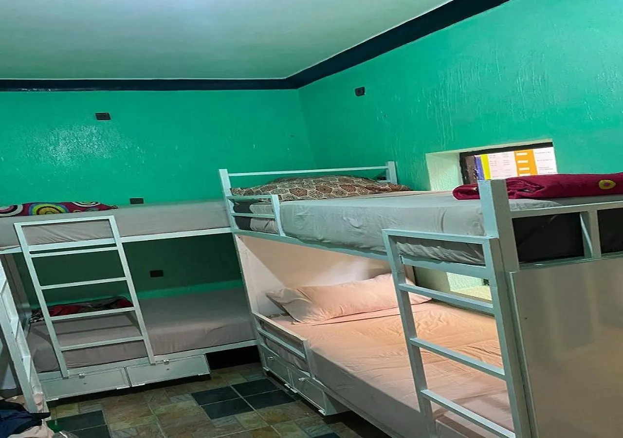 Kasbah Red Castel Hostel Марракеш